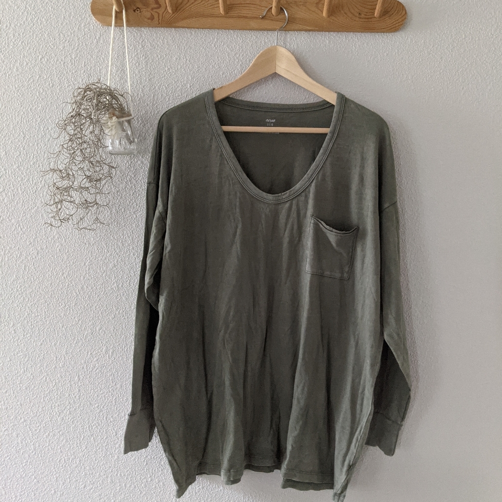 Aerie army green long sleeve shirt Large